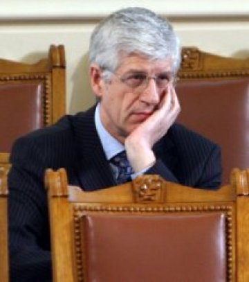 Овчаров: Няма да съм универсалното оправдание на Борисов