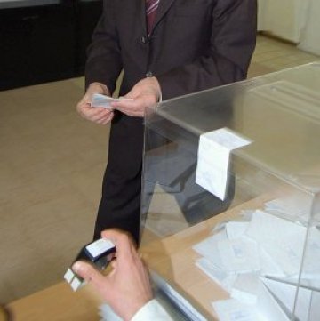 Готвим се за евроизбори, президентът създава ЦИК