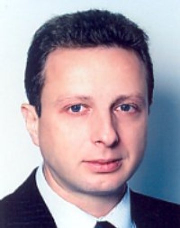 Увеличават уседналостта на 1 година
