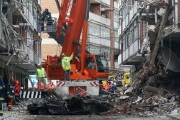 7 жертви след срутване на сграда в Испания