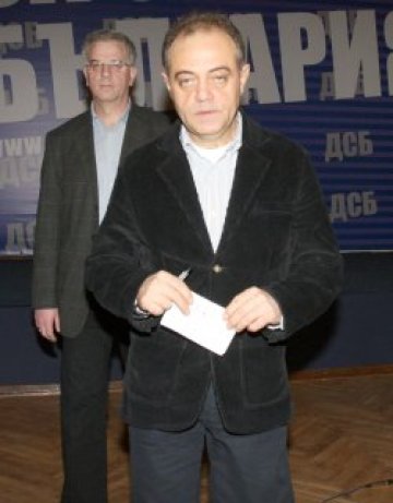 Корупцията у нас: Седни си, шест.