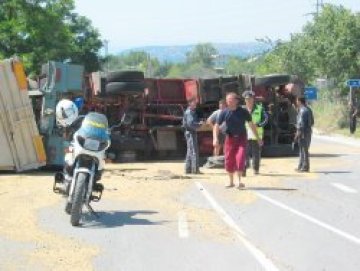 Двама загинаха при катастрофа във Враца