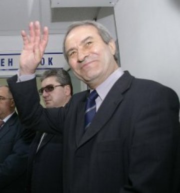 &bdquo;Пирогов&ldquo; с нов управителен съвет, временно