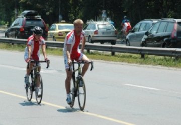 София в тотален блокаж заради колоездачи