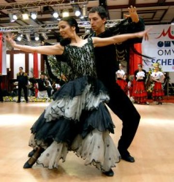 Тангото на НДСВ в София се играе от двама