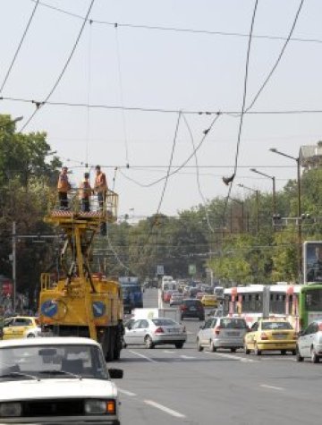 Оправиха &bdquo;тирантите&ldquo; на тролеите, вече се движат през Орлов мост
