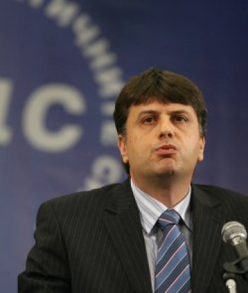 Десните с ползи от Бриго, мразели милиционерите