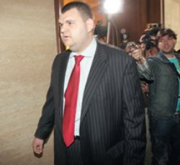 Прекратиха производството срещу Пеевски, липсвали доказателства