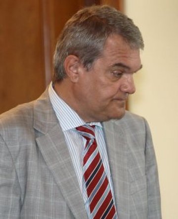 Румен Петков: Темата за досиетата е чужда на 2-3 поколения българи
