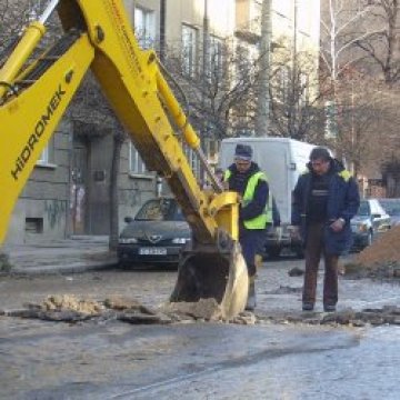 Слатина и Горубляне без вода, ремонтират им водопроводите