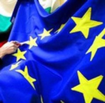 Европейски хули и потупвания за съдебната ни система