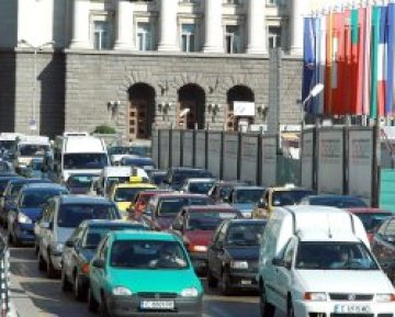 Блокираха центъра на София за коли, снимат филм