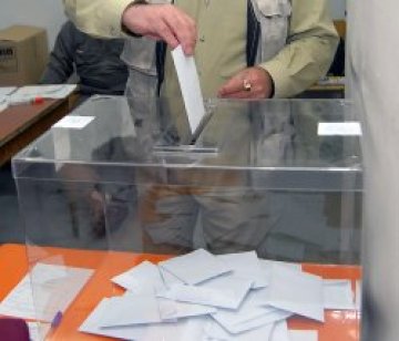 Почти 2-метрова бюлетина в Сандански