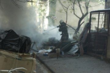 Пожарникари в акция