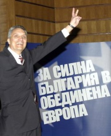 Командирът не ще заедно със СДС