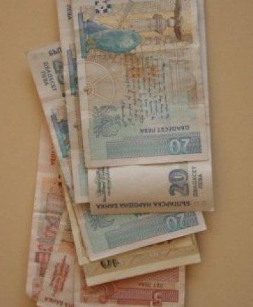 Станишев, Сакскобургготски и Сокола харчат 1.2 млрд. от излишъка