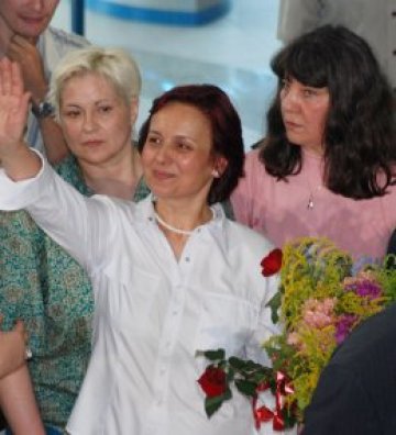 Сестрите от Либия отпразнуваха първата си Коледа на свобода