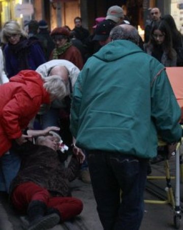 Блъснаха жена на "Славейков"