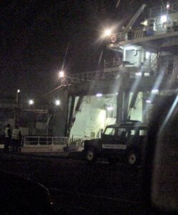 Пристигнаха телата на двамата моряци от &bdquo;Ванеса&ldquo;