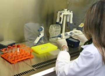 Изолираха вещество, атакуващо избирателно ракови клетки