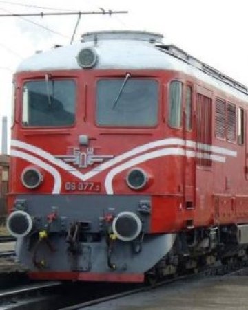 Горя локомотив, няма жертви