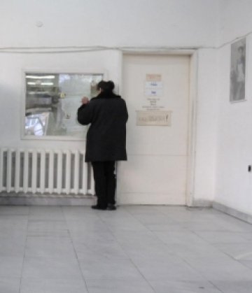 Блъснатото от джип момченце остава в кома