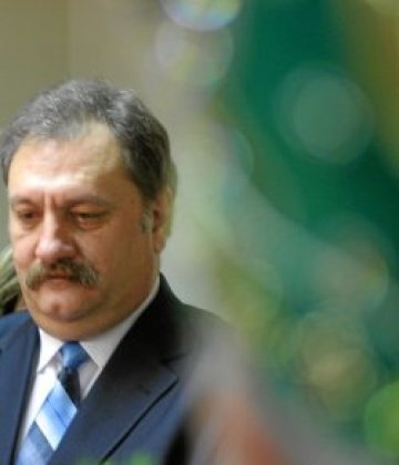 Първанов прибра Евгений Желев