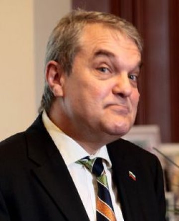 Трусовете във властта тепърва предстоят