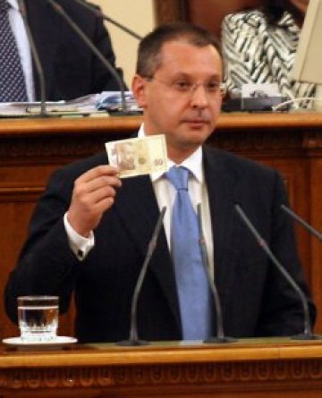 20 процентен скок на доходите искат от КНСБ