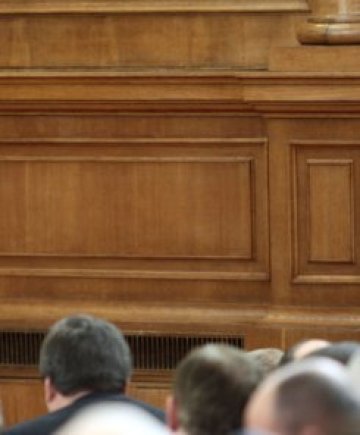Следваканционни парламентарни брътвежи