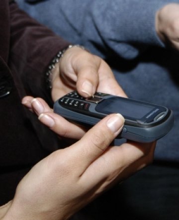 Над 800 млн. ще влизат в социални мрежи от GSM-а си през 2012