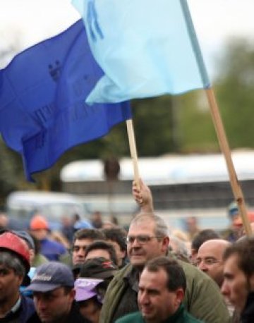 Металурзи от &quot;Кремиковци&quot; протестират