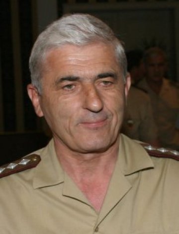 Ген. Стойков: Кръгът около складовете се стеснява