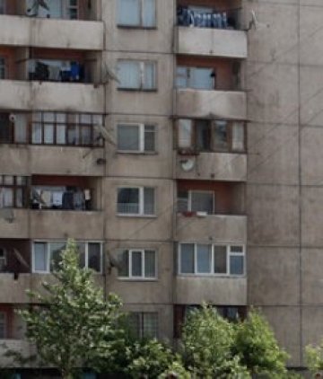 Общински фирми отдавали имоти на занижени цени