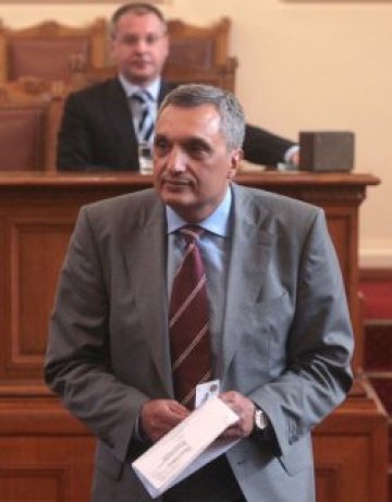Опозицията на барикадите