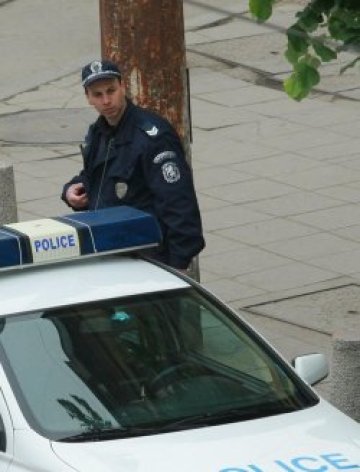 Мъж преби с чук бившe гадже