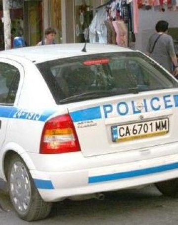 Младежи пострадаха при нощни свади
