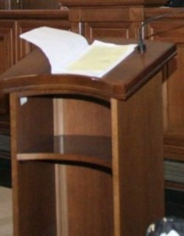 Съдят софиянец, наричал полицаи "тъпи ченгета" и "еничари"