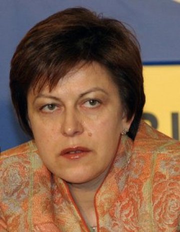 Татяна Дончева само съчувства на ДПС, няма да говори
