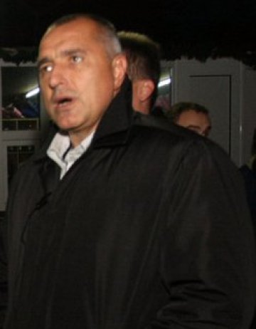 Бойко аха да намали данъците, но уви