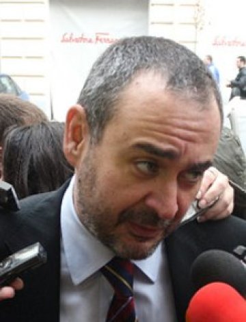 Велчев се притесни