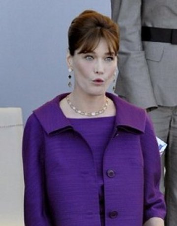 "Пардон" ще плати обезщетение от ?40 000 на Карла Бруни