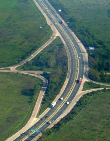 Еврокомисията спира градежа на "Тракия"