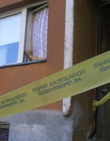 Взрив разтърси 15-етажен блок в Русе