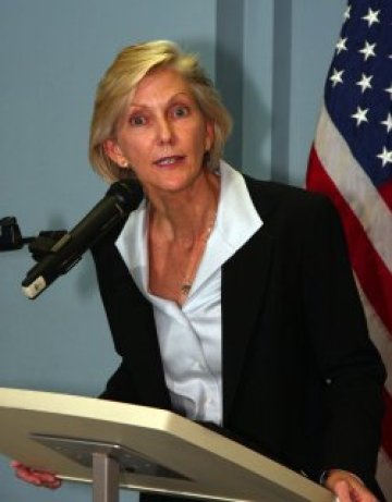 US бази в България няма, отсече посланик Макълдауни