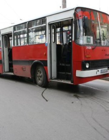 50 нови автобуса и 31 тролея ще возят столичани