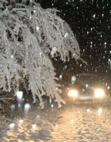 Затворени летища във Великобритания заради обилния сняг