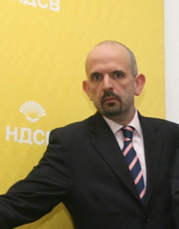 НДСВ убеждава БСП и ДПС за избори "2 в 1"