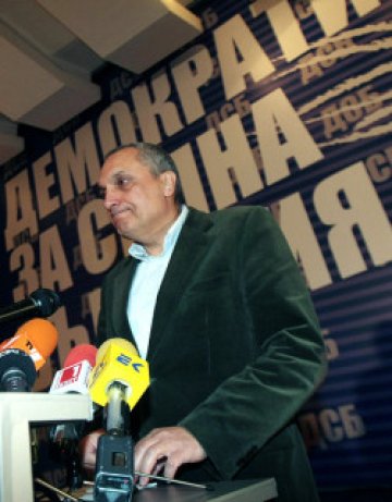 Костов подхвана СДС: Няма коалиция, ако се заигравате с Атака