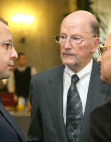 Пустите избори &quot;2 в 1&quot;! Управляващите пак не се разбраха